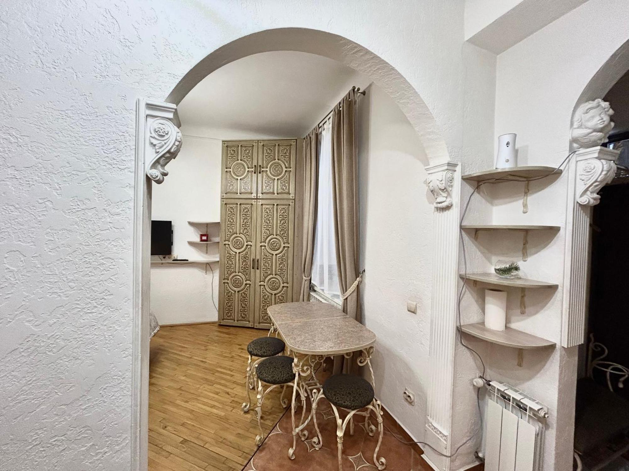Apartments On Sholom Aleichem Та Ще Варіант Поруч リヴィウ エクステリア 写真