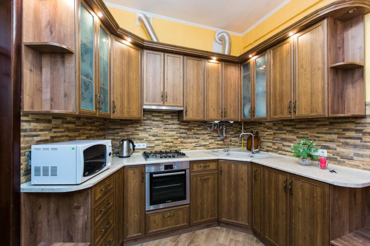 Apartments On Sholom Aleichem Та Ще Варіант Поруч リヴィウ エクステリア 写真