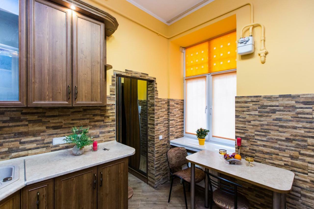 Apartments On Sholom Aleichem Та Ще Варіант Поруч リヴィウ エクステリア 写真
