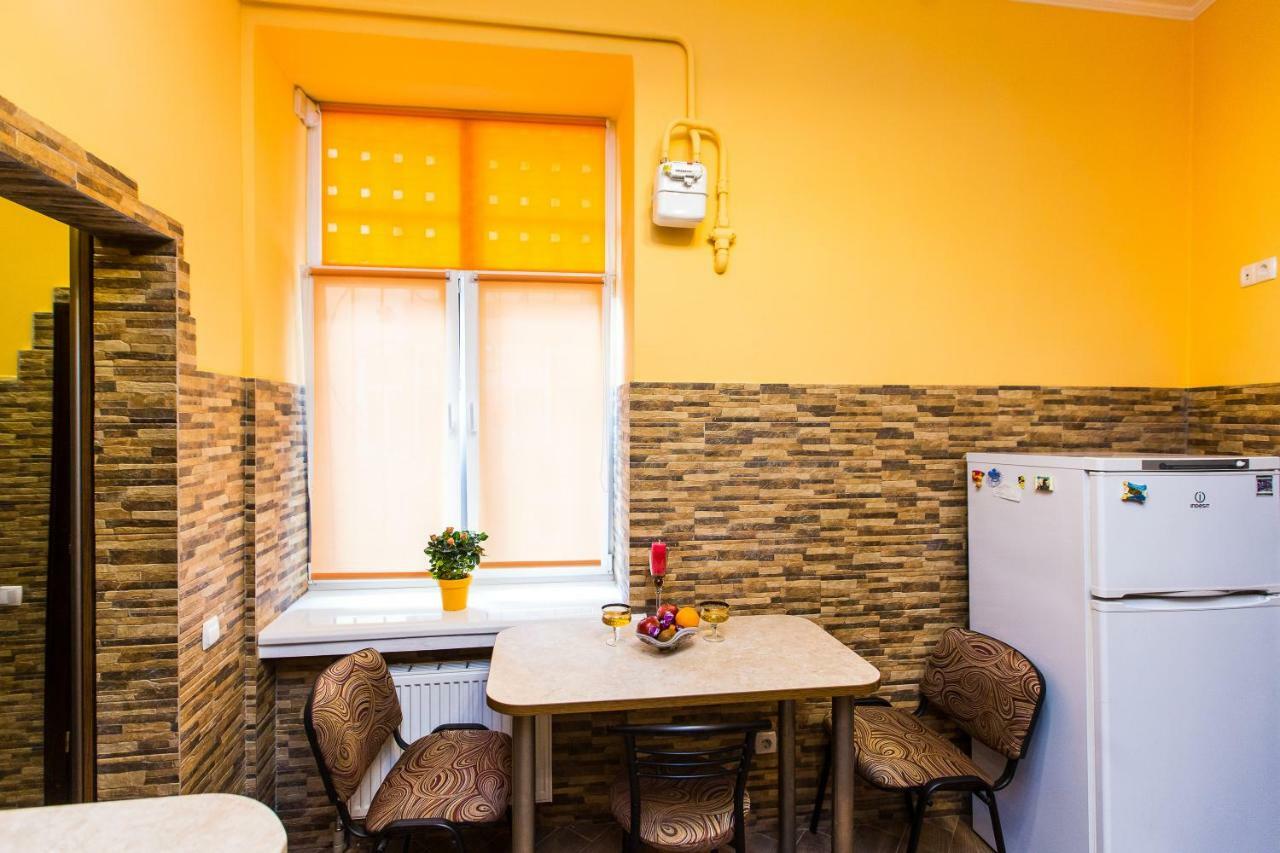 Apartments On Sholom Aleichem Та Ще Варіант Поруч リヴィウ エクステリア 写真